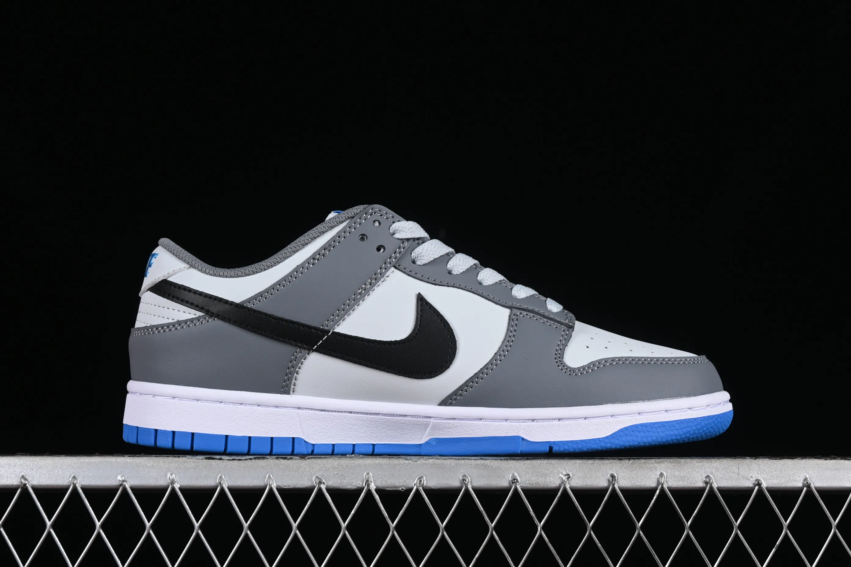 All categories Nk SB Dunk series Nk SB Dunk Low low-top sneakers Nk Dunk Low white blue gray SB low-top casual sneakers FB9109-001